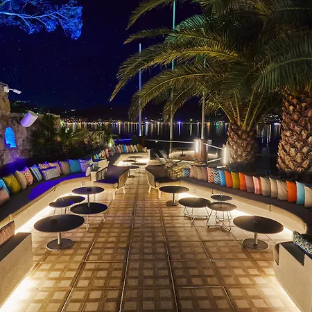 Avantgarde Refined Hotel