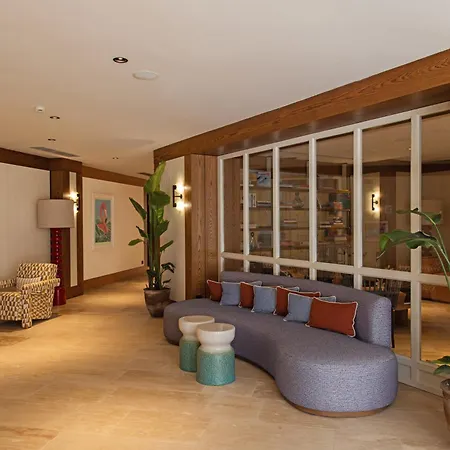 Hotel Avantgarde Refined