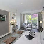 ホテル Avantgarde Refined Yalıkavak