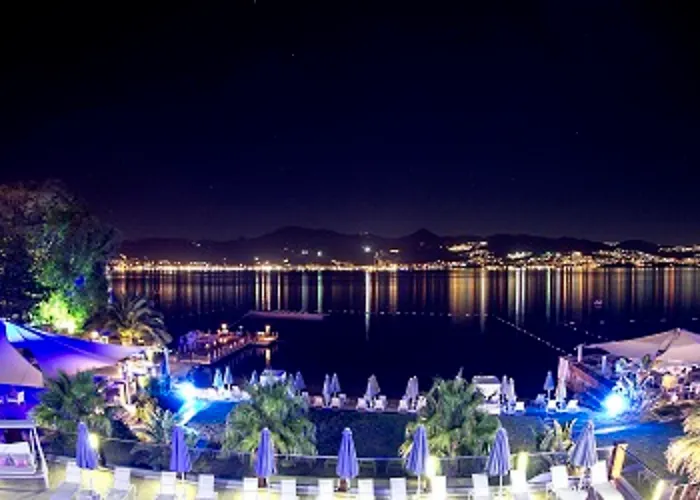 Avantgarde Refined 5*