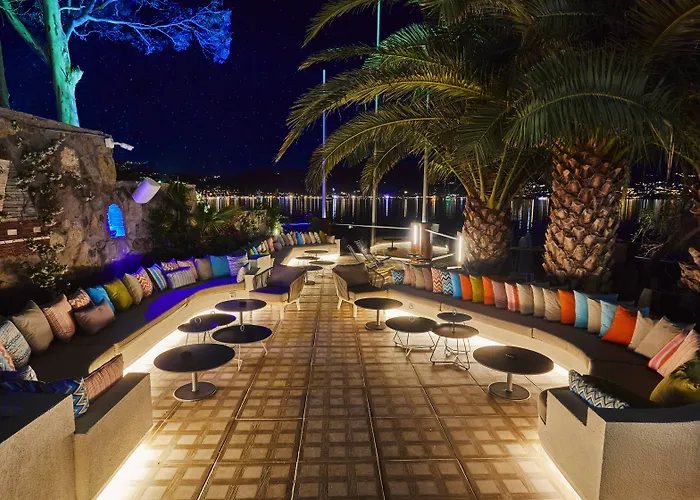 Avantgarde Refined Hotell